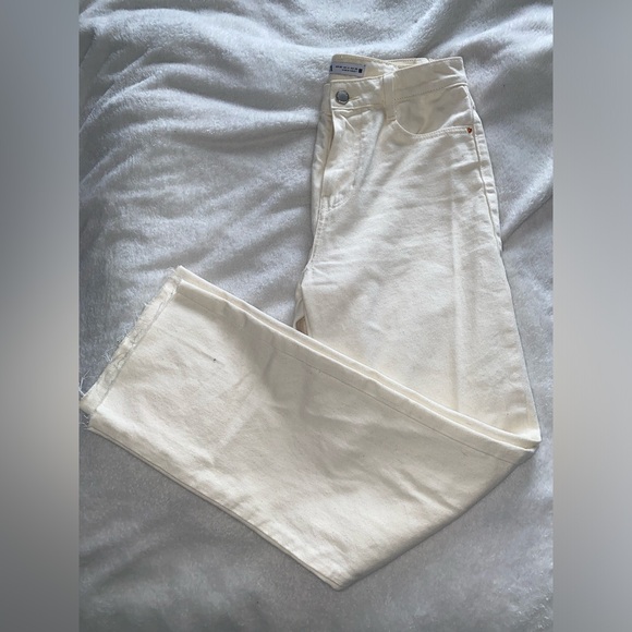 Zara jeans - Picture 2 of 8